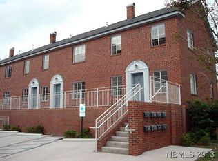 115 Pollock St, New Bern, NC 28560