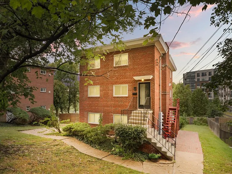 1321 S Rolfe St #2 — Photo 1