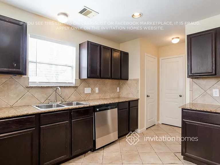 13321 Enchanted Way Dr — Photo 6
