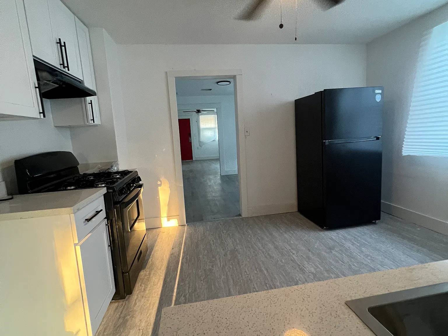 4 bed, 1710 sqft, $1,450 — Photo 4