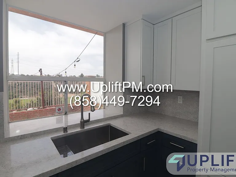 1337 Serena Cir #2 — Photo 8