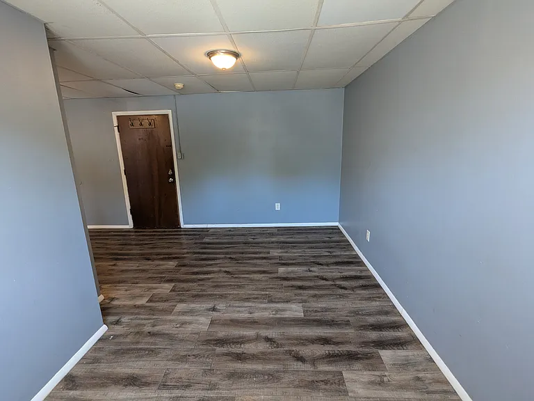 3104 Woodson Rd #7 — Photo 7
