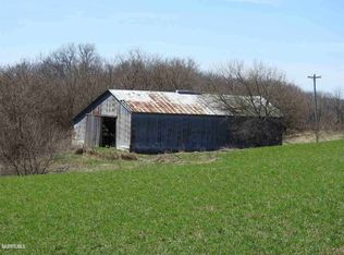 S Blackjack Rd, Hanover, IL 61041