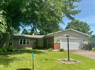 2114 Claremont Dr, Springfield, IL 62703
