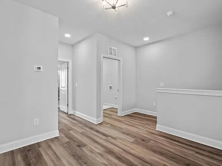 703 Jamescroft Way — Photo 7