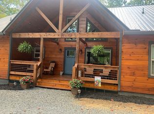 146 Stuart Ridge Rd, Mineral Bluff, GA 30559