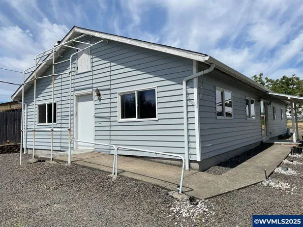 5737 Fruitland Rd NE, Salem, OR 97317