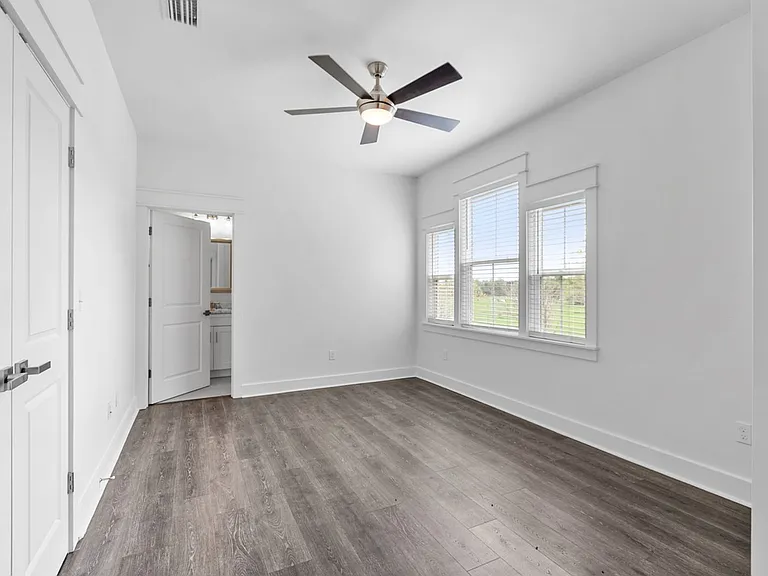4000 Biltmore Ave — Photo 42