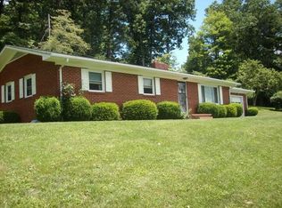 2195 Deerfield Rd, Boone, NC 28607