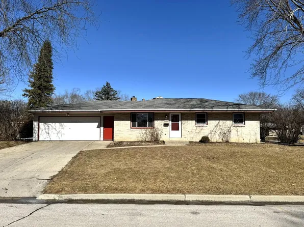 N87W17896 Shepherd DRIVE, Menomonee Falls, WI 53051