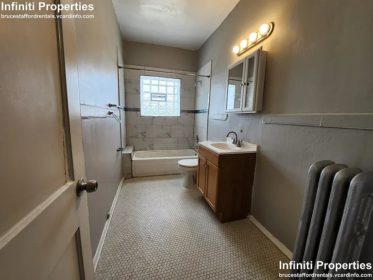 37 W 14th Pl #2 — Photo 8