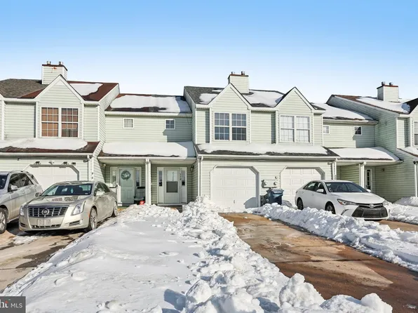 110 Auckland Dr, Newark, DE 19702