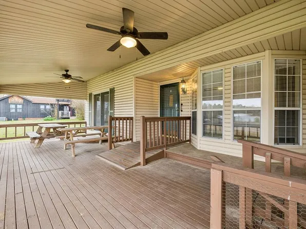 2830 E Wood St, Paris, TN 38242