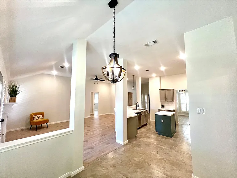 5012 N Nelson Ave — Photo 9