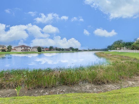 4th image of 4625 Island Reef Dr