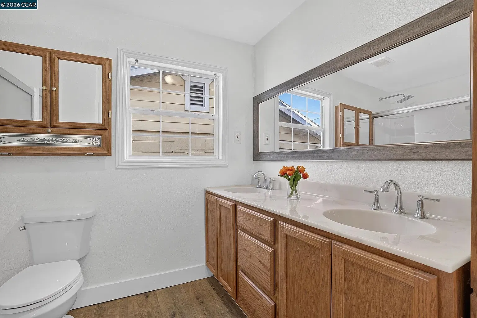 4 bed, 2562 sqft, $3,500 — Photo 4