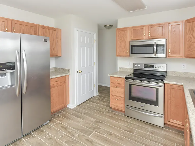 11927 Cheviott Hill Ln — Photo 10