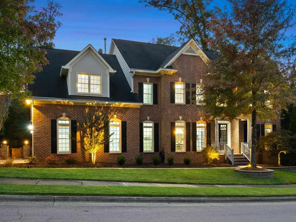 201 Oxford Creek Rd, Cary, NC 27519