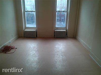 2nd image of 435 Macon St