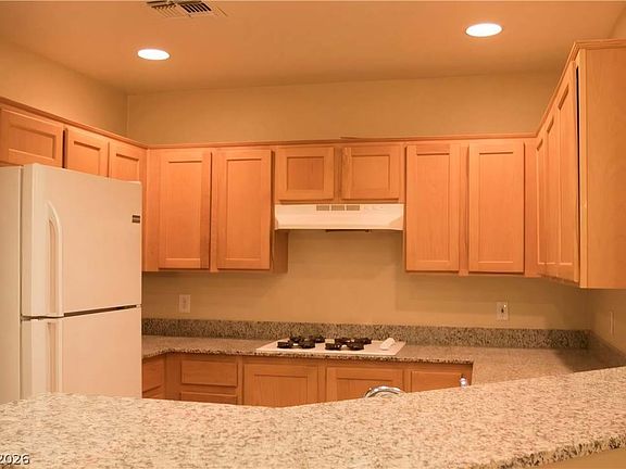 5th image of 43 E Agate Ave Unit 302