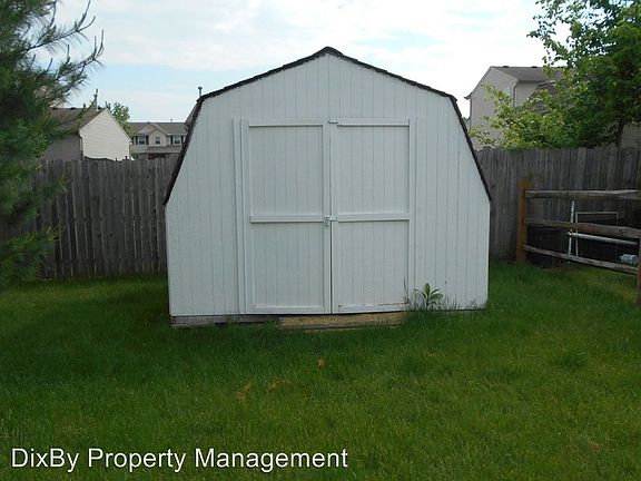 4th image of 131 W Arlington Dr