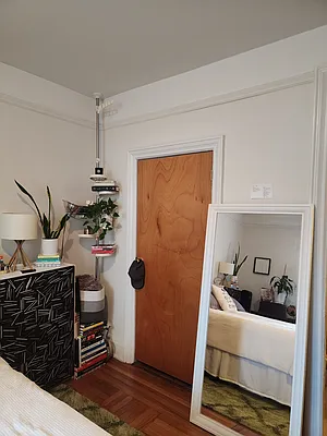 Rented by Astoria Park Realty Group Inc | media 9