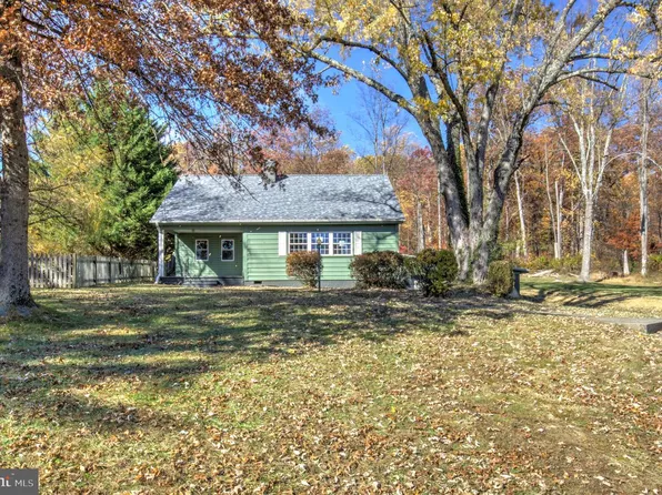 203 Meng Rd, Schwenksville, PA 19473