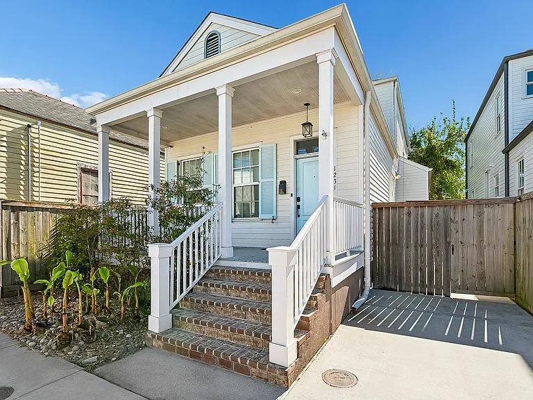1231 Feliciana St — Photo 2