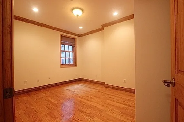 Rented by Citi Habitats | media 72