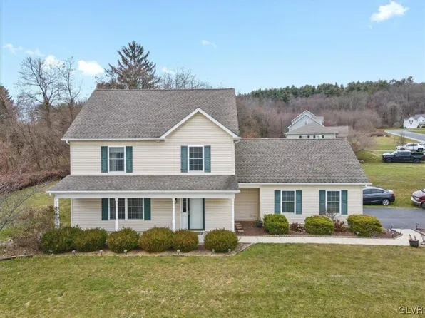 170 Pleasant View Dr, Lehighton, PA 18235