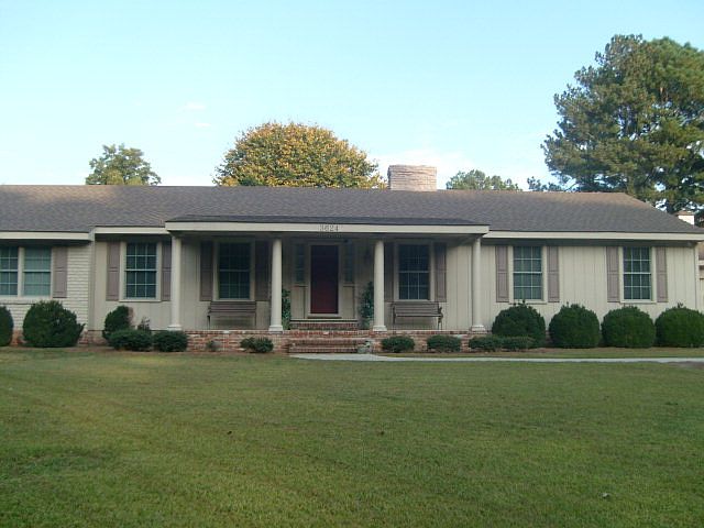 1st image of 3624 Westridge Circle Dr