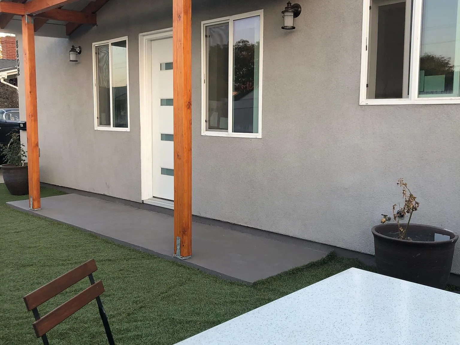 8802 Kittyhawk Ave — Photo 2