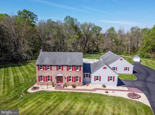 5 Karnik Ct, Lincoln University, PA 19352