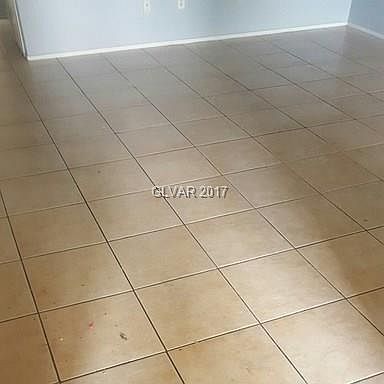 3rd image of 2301 N Jones Blvd APT 3