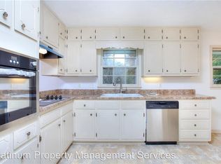 1829 Cates Ct, Snellville, GA 30078