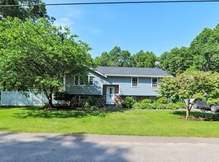 10 Lombard St, Plymouth, MA 02360
