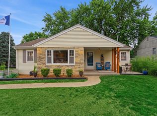 6635 Sunset Ter, Windsor Heights, IA 50324