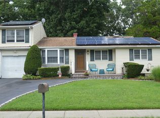 12 Bart Dr, Selden, NY 11784