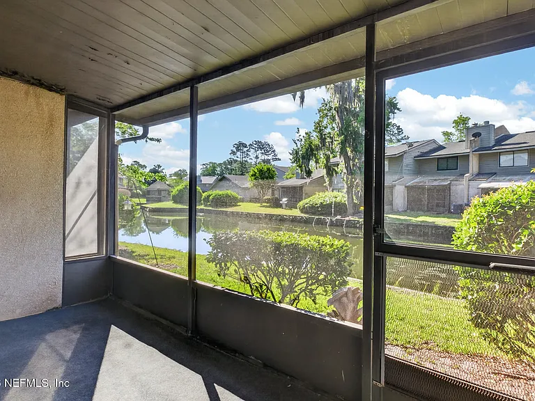 7701 Baymeadows Cir W #1052 — Photo 38
