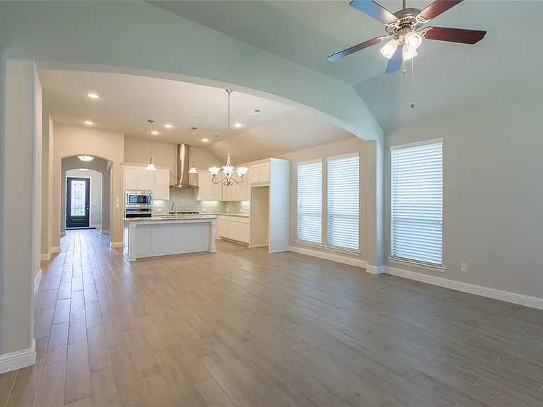 7024 Trailhead St — Photo 15