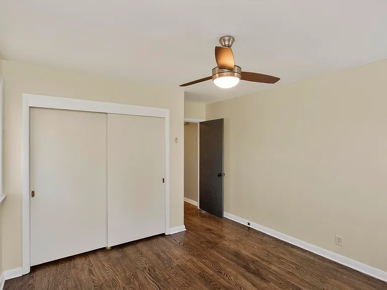 218 Cumberland Cir #1 — Photo 17