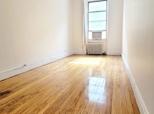 335 W 19th St #B21, New York, NY 10011
