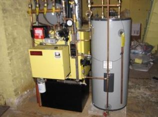 345 Sturbridge Rd, Brimfield, MA 01010