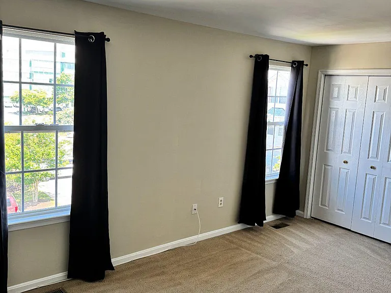 8825 Goose Landing Cir #8825 — Photo 17
