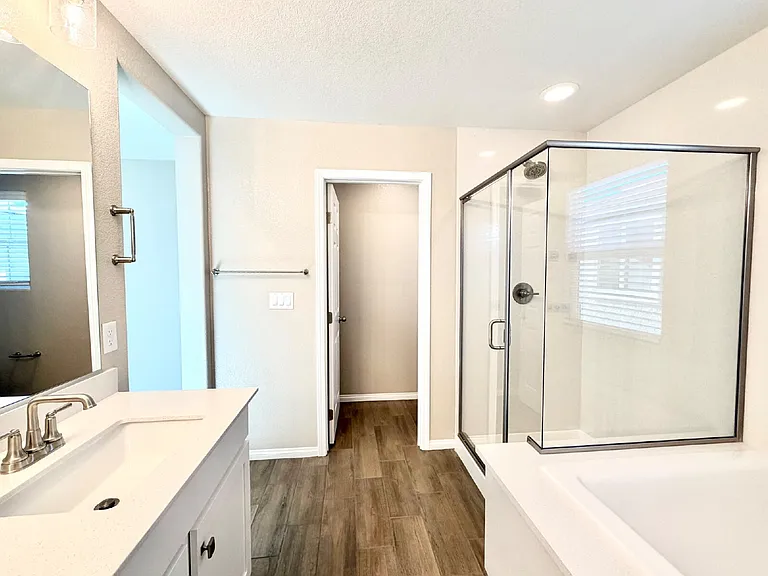 5039 Tranquil View St — Photo 25