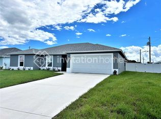 2482 SW Fair Isle Rd, Port Saint Lucie, FL 34987