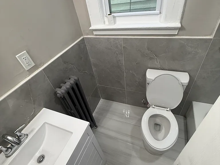 218 Linden Ave #1 — Photo 5