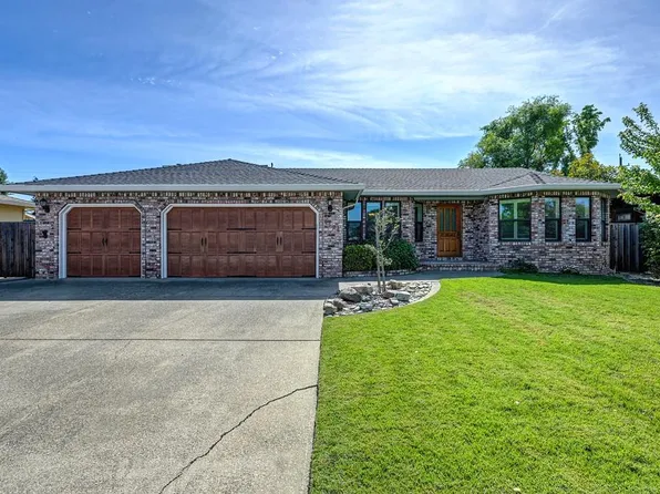 1124 Schauer Ct, Walnut Grove, CA 95690