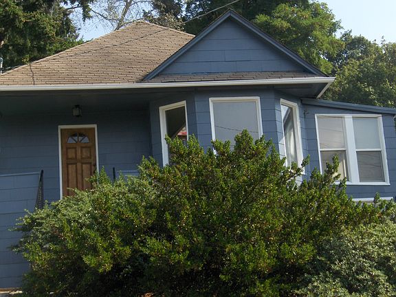 2nd image of 5046 42nd Ave S