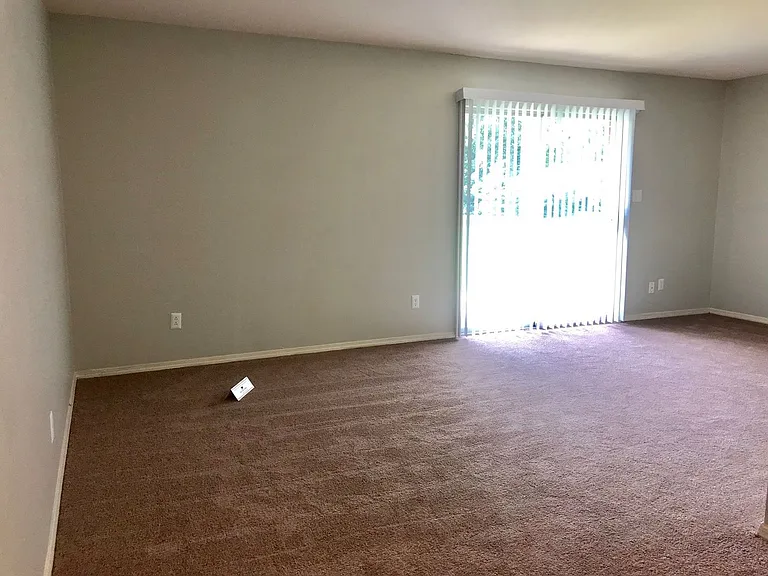 Dublin Glen Apartments — Photo 13